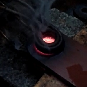 內(nèi)孔加熱使用高頻加熱機(jī)的優(yōu)勢(shì)
